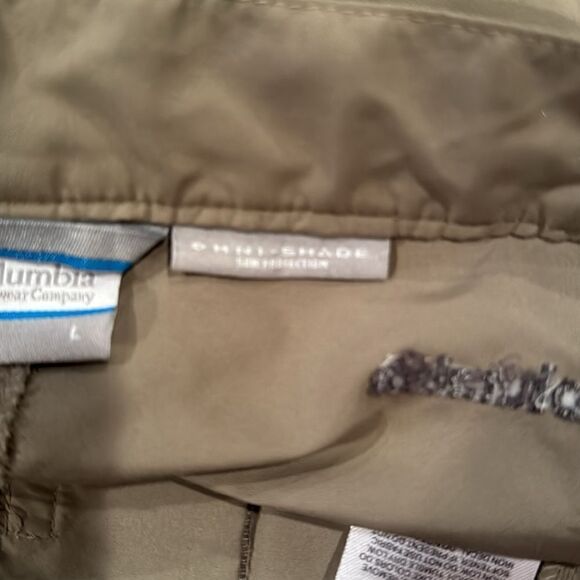 Columbia Khaki Shorts Men’s Omni Shade Sun Protection - Picture 5 of 7